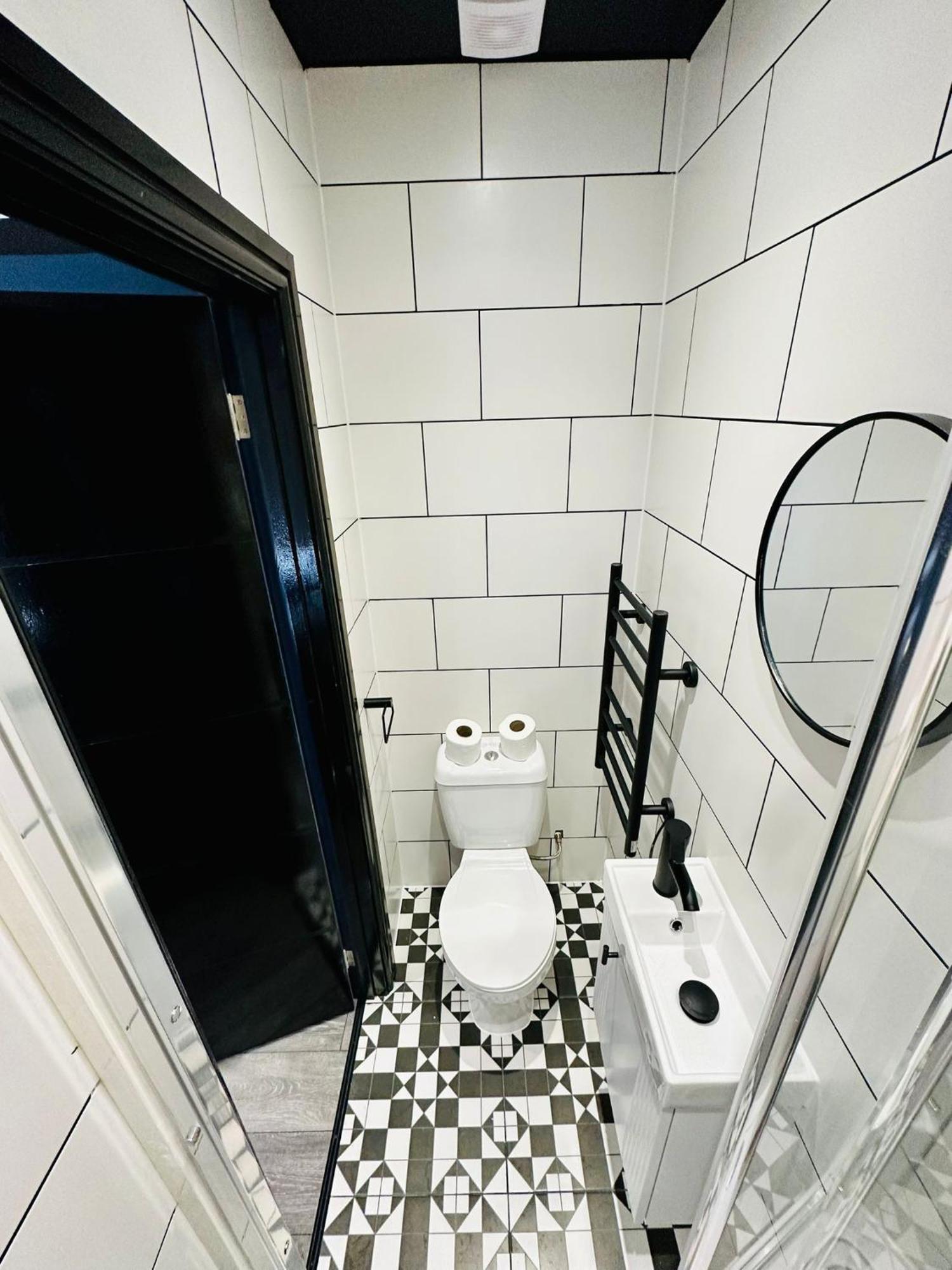 London 39 Blue House Luxury Ensuite Ideal For Tourists Esterno foto
