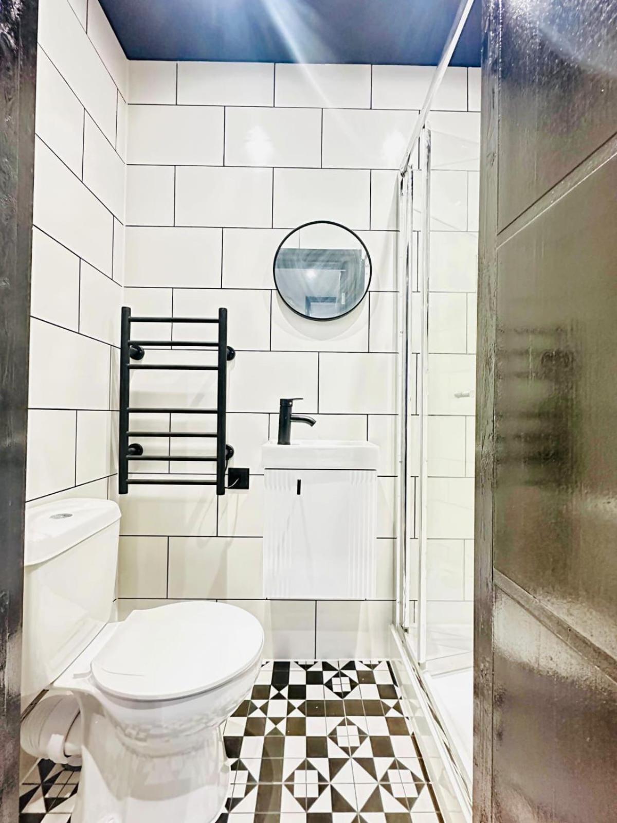 London 39 Blue House Luxury Ensuite Ideal For Tourists Esterno foto